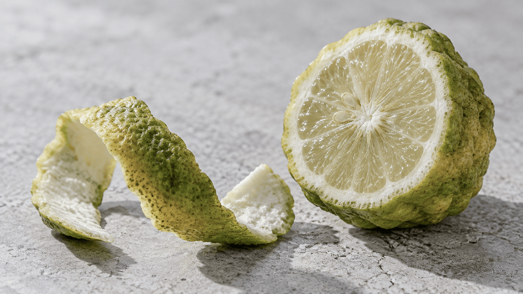 Fresh citrus peel and its textured rind